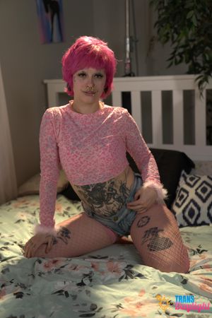 Sarina's Romantic Rendezvous: Trans Redhead Teases Blonde Girlfriend - Photo 25