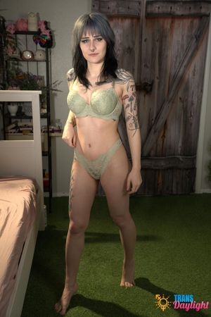 Aelin's Intimate Encounter: Latina Trans Teases Her Girlfriend - Photo 115