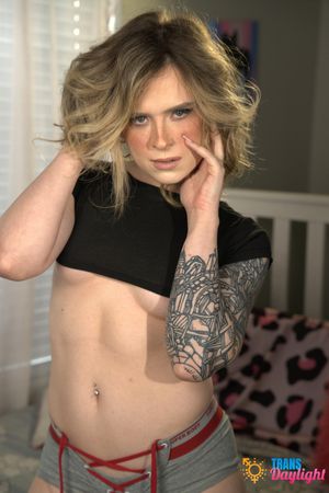 Esme Rogue's Romantic Blowjob Session With Kitt Jones - Photo 26