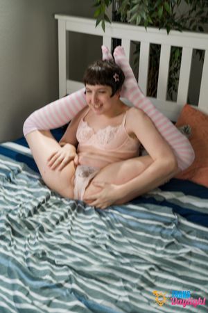 Elle Rivers Bareback Creampie Celestina Blooms - Photo 20