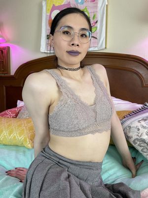 Asian Trans Roommate Camellia Wu Takes Control - Photo 54