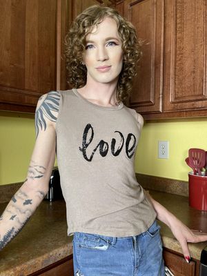 Trans Roommates Cassie Cummings and Kelly Lovely Kitchen Sex - Photo 56