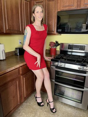 Trans Roommates Cassie Cummings and Kelly Lovely Kitchen Sex - Photo 70