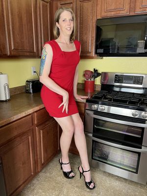 Trans Roommates Cassie Cummings and Kelly Lovely Kitchen Sex - Photo 71