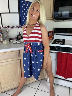 Patriotic Trans Kourtney Steel Wants A Bareback Lesson - Photo 8