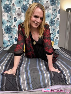 Powerful Trans Witch Cozy Gams Takes Lover Bareback - Photo 53