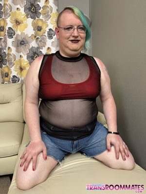 BBW Trans Gives Her Petite Lover Bareback Creampie - Photo 55