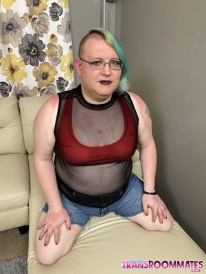BBW Trans Gives Her Petite Lover Bareback Creampie - Photo 58