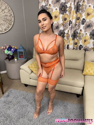 Trans Babe Ember Fiera Learns Her Roommate Is Lesbian - Photo 47