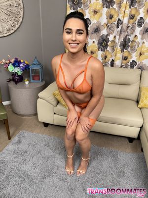 Trans Babe Ember Fiera Learns Her Roommate Is Lesbian - Photo 50