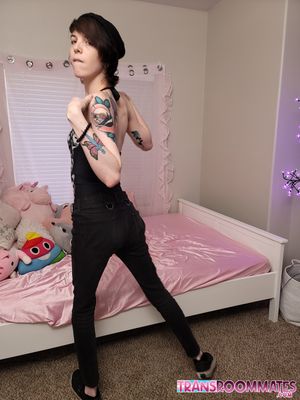 Petite Teen Trans Ava Holt Cums From Bareback - Photo 139