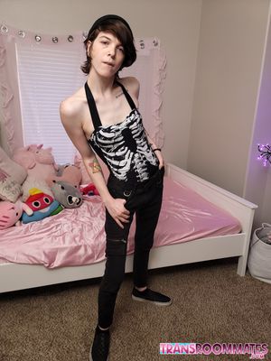 Petite Teen Trans Ava Holt Cums From Bareback - Photo 143