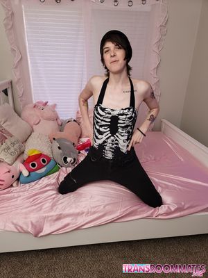 Petite Teen Trans Ava Holt Cums From Bareback - Photo 156