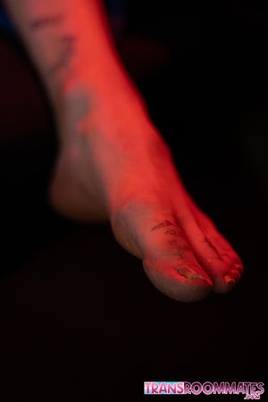 Trans Strippers Go Bareback In The Back Room - Photo 624