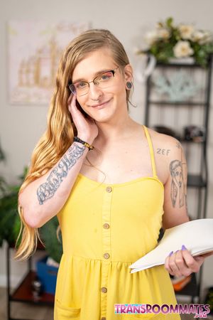 Horny Trans Thea Daze Enjoys Getting Spitroasted - Photo 253