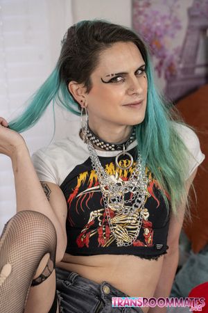 Horny Trans Nurse Offers Bareback Creampie After The Checkup - Photo 49