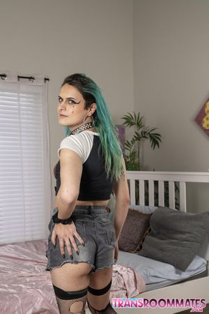 Horny Trans Nurse Offers Bareback Creampie After The Checkup - Photo 96