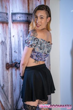 Riley Parker Finds Trans Hookup At Her New Job - Photo 87