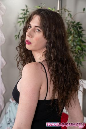 Trans Rachael Belle Experiences A Sexual Awakening - Photo 2
