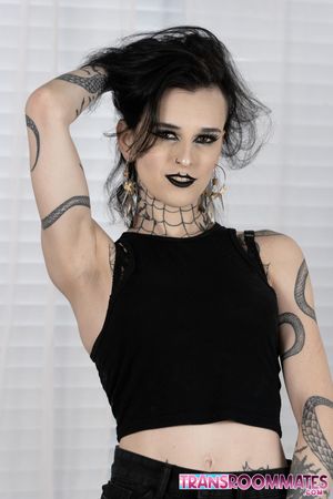 Goth babes Viviana and Riley suck, ride, and moan until Riley gets filled with a messy cream pie - Photo 27