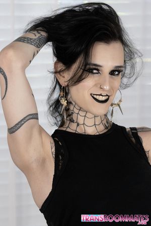 Goth babes Viviana and Riley suck, ride, and moan until Riley gets filled with a messy cream pie - Photo 30