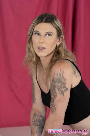 Aurora and Erotica suck tits, trade blowjobs, then fuck in side, doggy, missionary before cumshot lands on cock - Photo 39