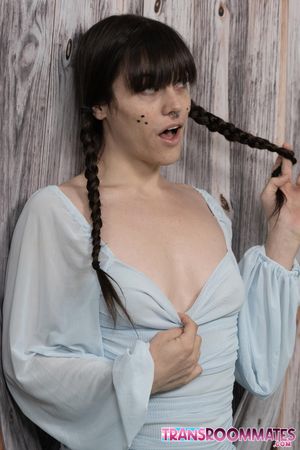 Nyxi Worships Kammy's Cock And Rewarded With Creampie - Photo 115