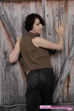 Trans Roommates Elle and Alex Find Themselves Drawn To Each Other - Photo 18