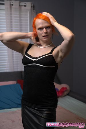 Anal Delight: Veronika Vale's Surprise Visit - Photo 9