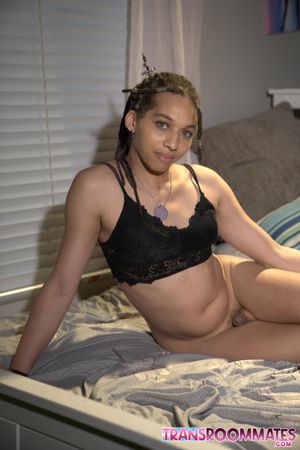 Madame Morgan's Romantic Trans Anal Fuck with Aelin Blue - Photo 78