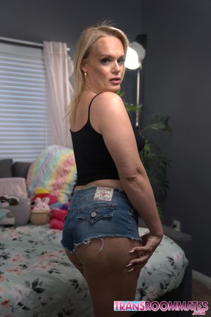 Chanel Jordan's Bareback Anal with Aria James - Photo 18