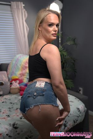 Chanel Jordan's Bareback Anal with Aria James - Photo 22