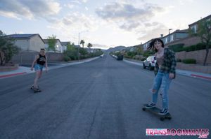 Meddie Blooms and Lana Vice's Romantic Bareback Creampie Fest - Photo 35