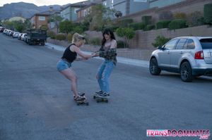 Meddie Blooms and Lana Vice's Romantic Bareback Creampie Fest - Photo 46