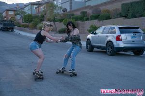 Meddie Blooms and Lana Vice's Romantic Bareback Creampie Fest - Photo 47