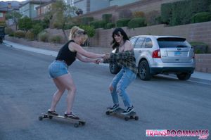 Meddie Blooms and Lana Vice's Romantic Bareback Creampie Fest - Photo 48
