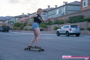 Meddie Blooms and Lana Vice's Romantic Bareback Creampie Fest - Photo 85