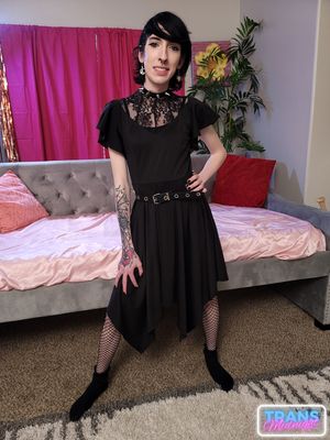 Goth Trans Teen Gabby Graveyard Hard Bareback - Photo 2