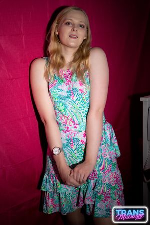 Hot Blonde Trans Sophia Bun Hungers For Bareback - Photo 40