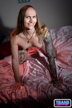 Split Tongue Trans Jade Juniper Bareback - Photo 82