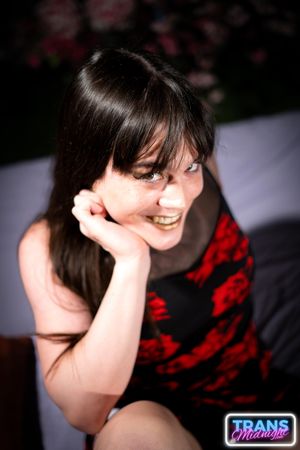 Petite Trans Nixi Leon Loves Feeling BBC - Photo 35