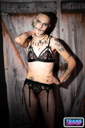 Alt Trans Goth Barbie Can Take BBC - Photo 4