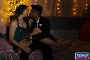 Slender Trans Sadie Sunstone Loves Pleasing BBC - Photo 107