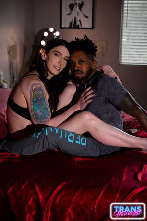 Bombshell Christie Darrow Takes BBC Anal - Photo 107