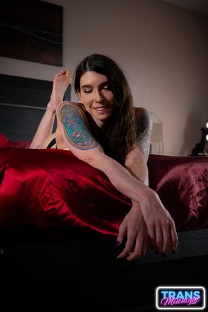 Bombshell Christie Darrow Takes BBC Anal - Photo 49