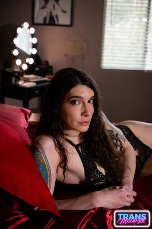 Bombshell Christie Darrow Takes BBC Anal - Photo 55