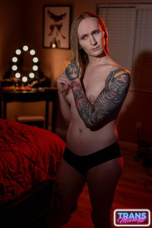 Cute Blonde Trans Jade Juniper Loves BBC Creampie - Photo 112