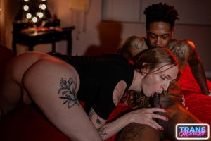 Cute Blonde Trans Jade Juniper Loves BBC Creampie - Photo 369