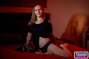 Cute Blonde Trans Jade Juniper Loves BBC Creampie - Photo 57