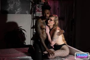 Sexy Trans Thea Daze Wants BBC Bareback Anal Creampie - Photo 116